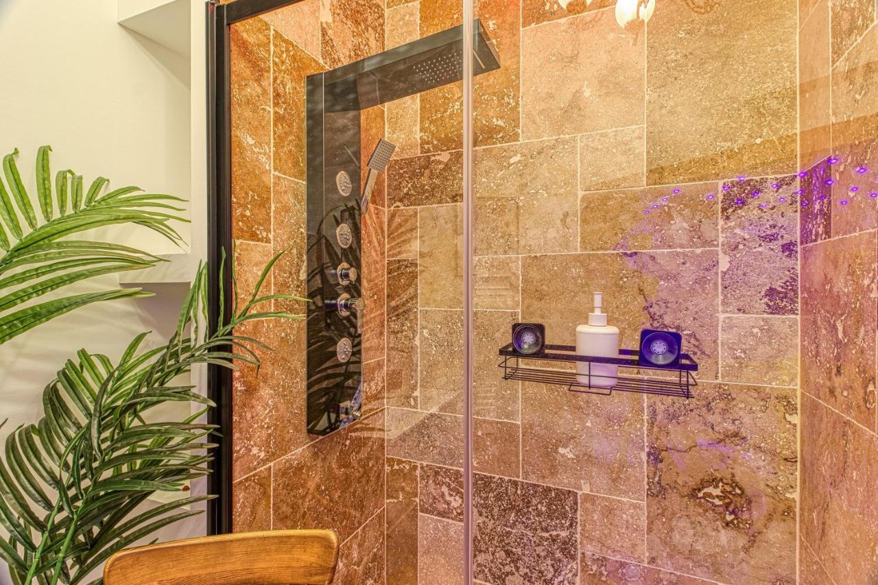 Le Saint-Pierre - Idealement Situe Avec Sauna Calais Ngoại thất bức ảnh